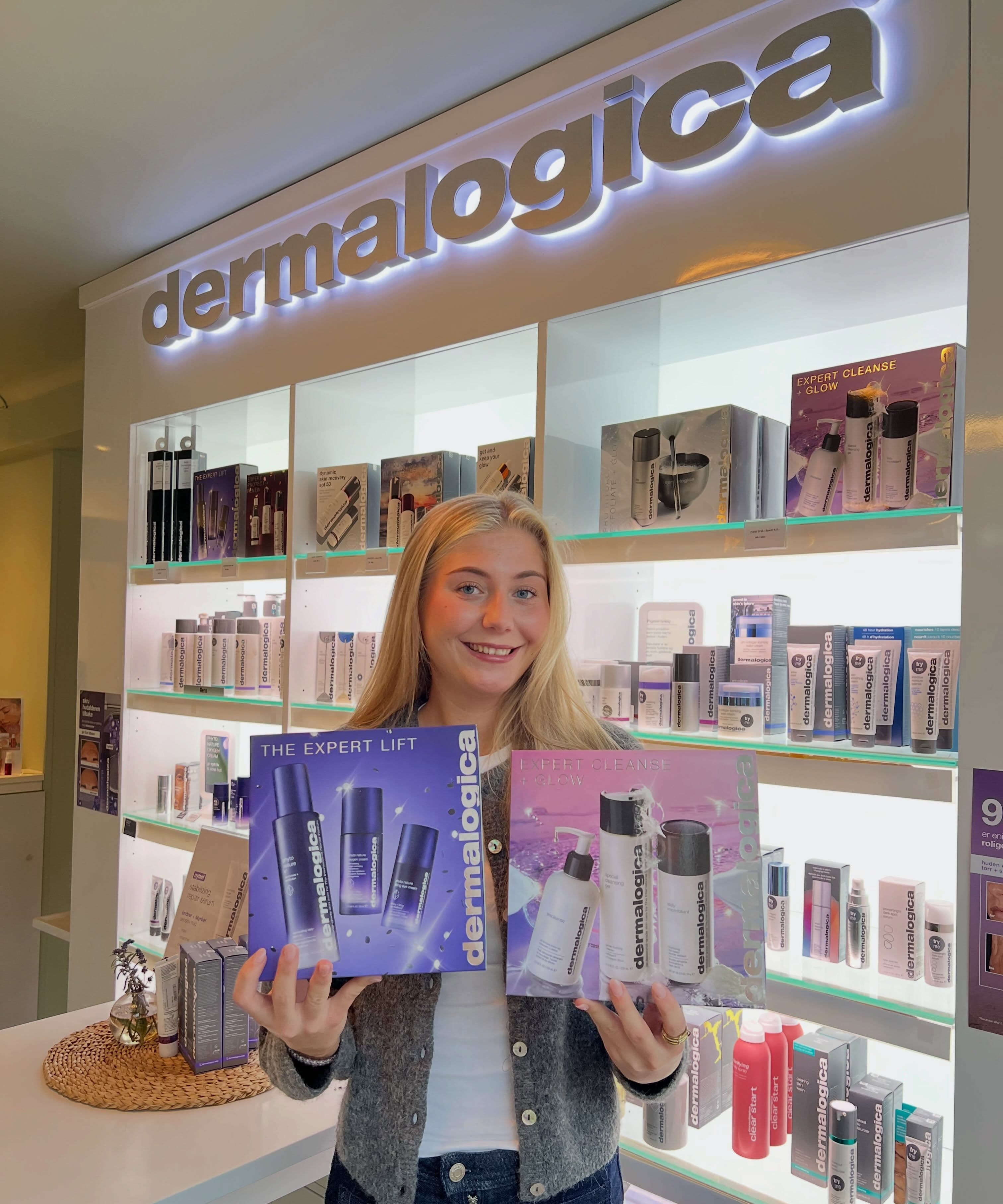 Julekitene fra dermalogica er i hyllene men ryker fort! Her sparer du ca. 30%🤩 Vi har ulike kit som passer til alle og …